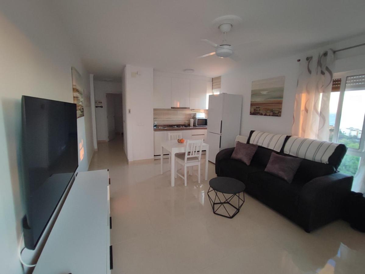 Hercules Paradise 531 Apartamento Con Vistas Al Mar Mediterraneo En Benalmadena A Pasos Del Centro Y Su Vibrante Zona Comercial Disfruta De Una Experiencia Unica En La Costa Del Sol Malaga Andalucia Well-Connected To The Airport Luaran gambar